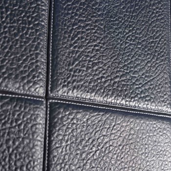 >Leather Wall - Stitched Edge