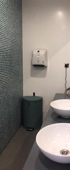 CURVALICIOUS BOUTIQUE FITNESS STUDIO - GLASS MOSAIC